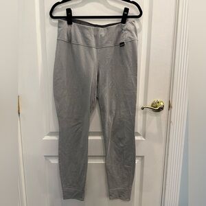 Women’s Patagonia Midweight Capilene Base Layer Pants Large